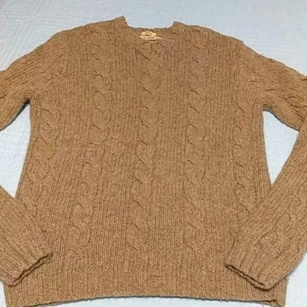 Abercrombie and Fitch vintage crew neck sweater, V